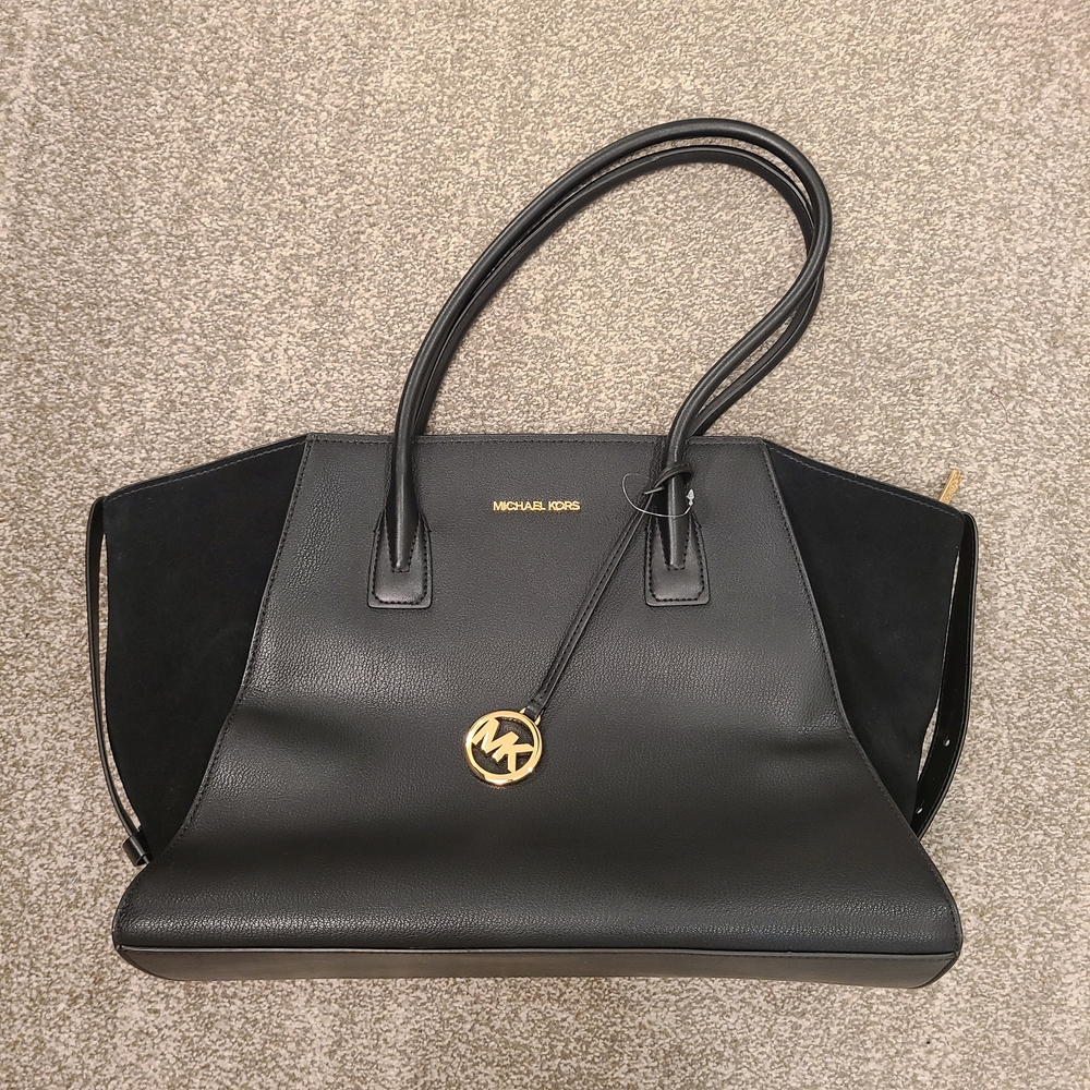 Michael Kors Avril Black Extra Large Tote Bag